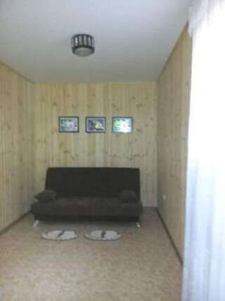 Гостиница Guest house Hutoryanka Анапа Улучшенный семейный номер-13